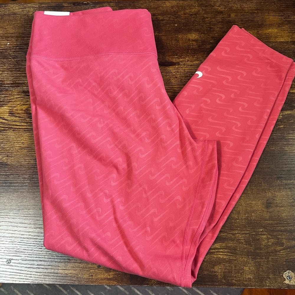 BNWT Nike One 7/8 tight/legging XXL💗
